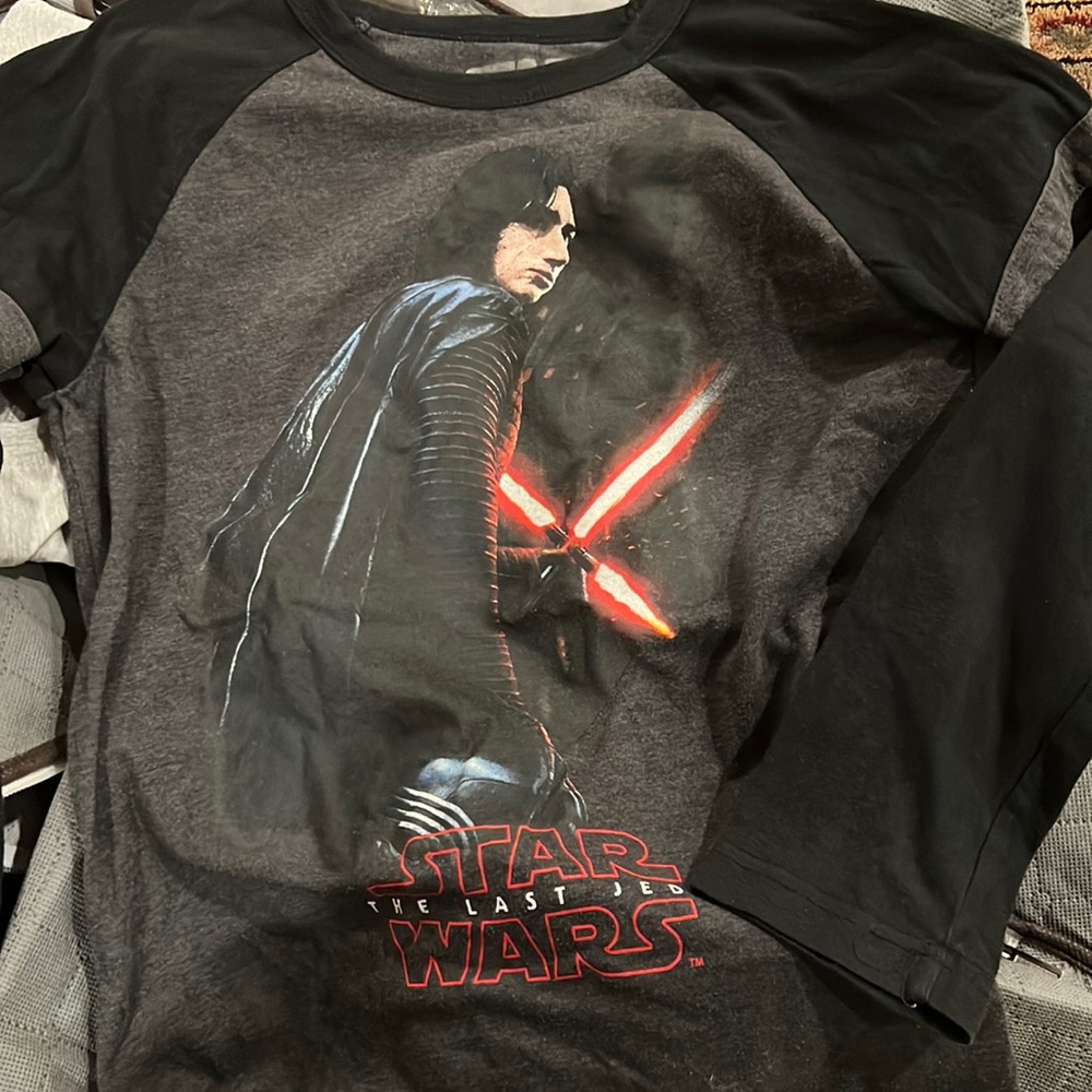Star Wars Boys medium long sleeve shirt